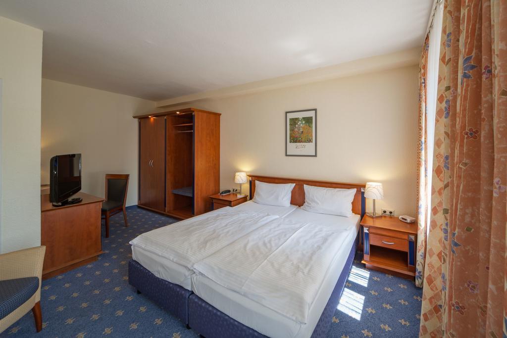 Hotel Am See Salzgitter Dış mekan fotoğraf